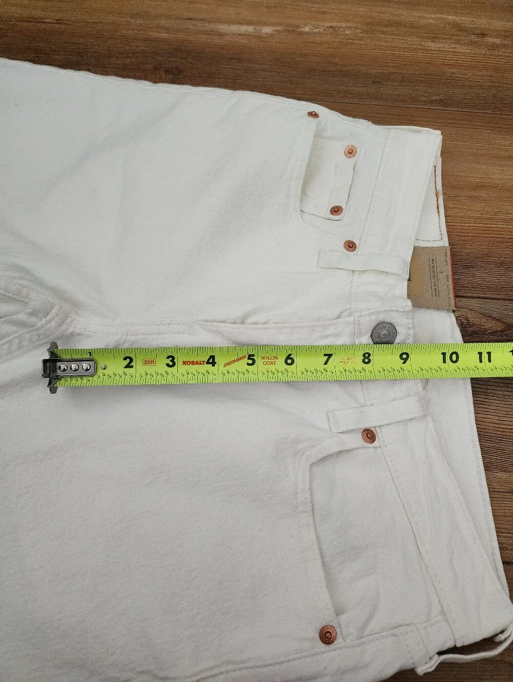 Levi's 412 Slim Men's Shorts 27 Off-White